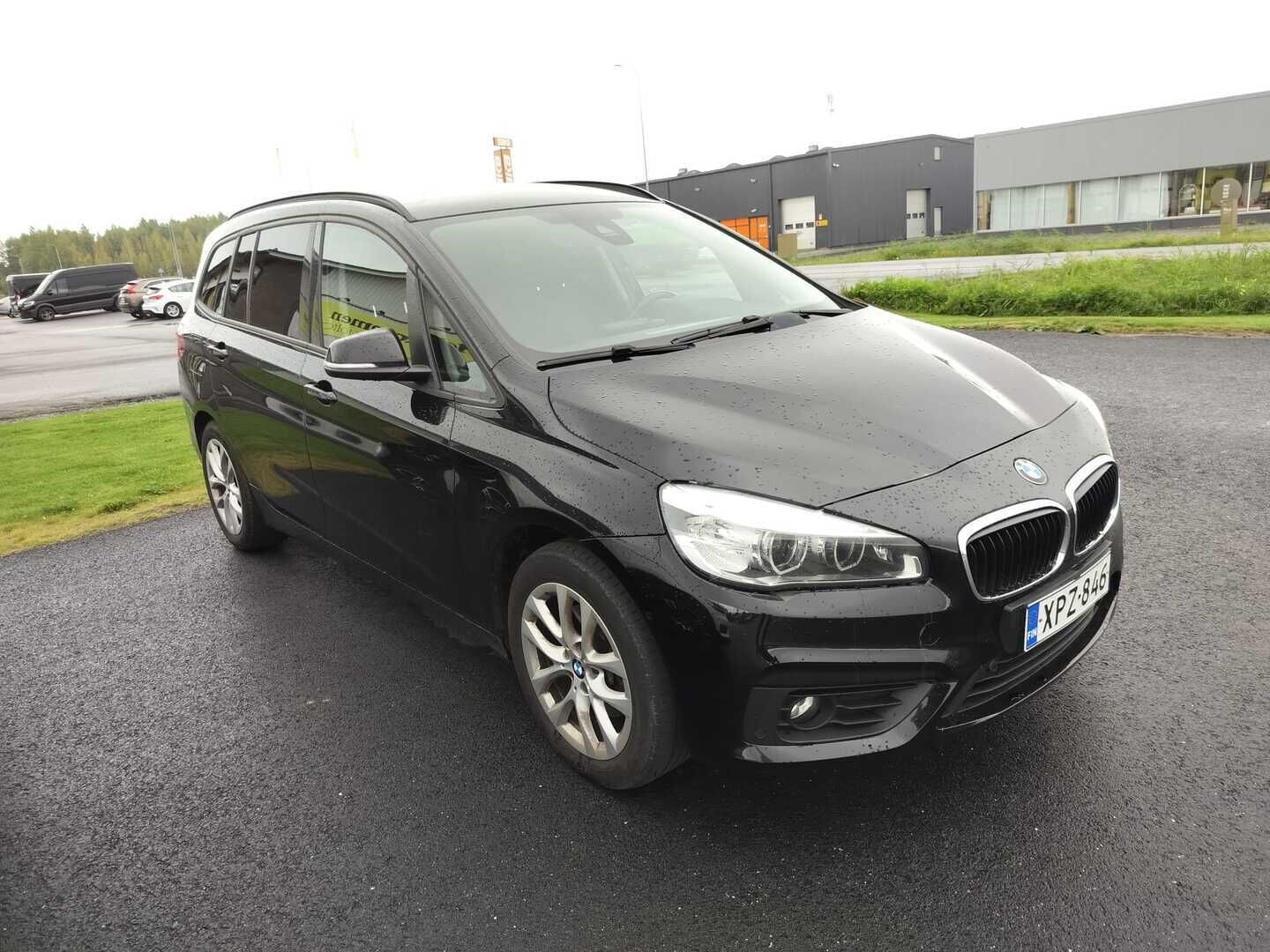 BMW 218