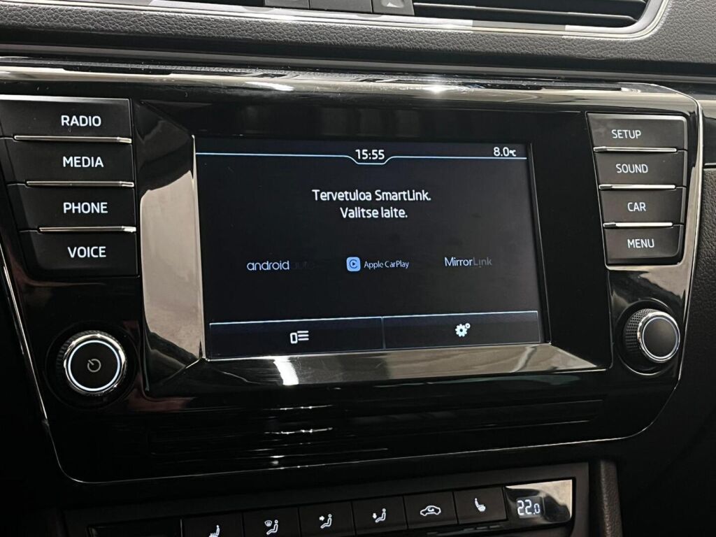 Skoda Superb 2016 Musta