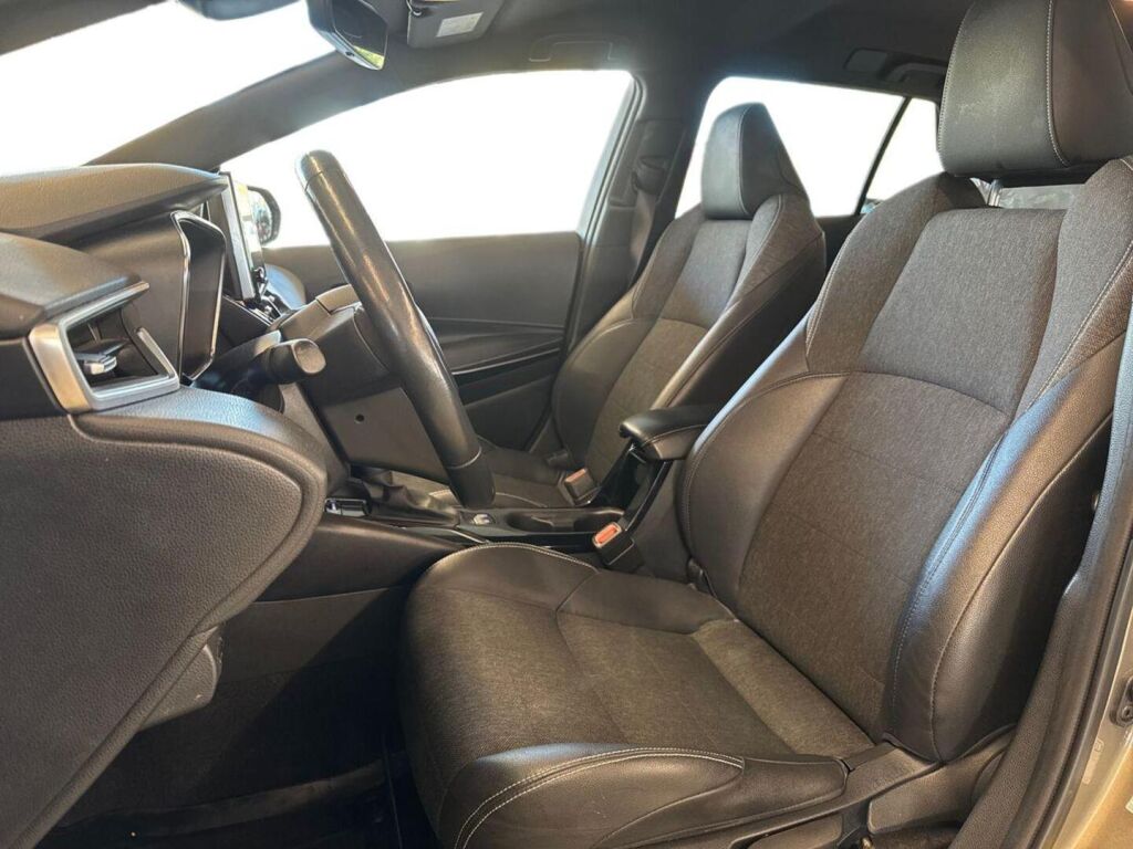 Toyota Corolla 2022 Ruskea (beige)