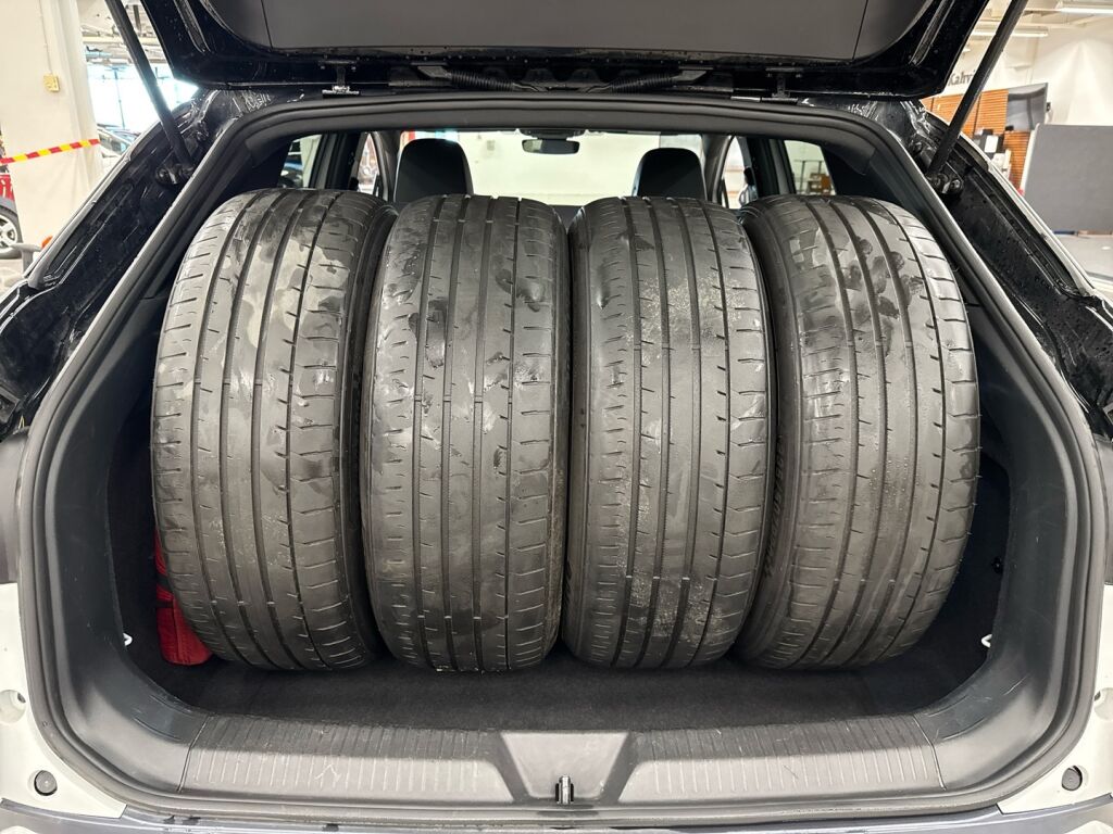 Volkswagen ID.4 2020 Valkoinen