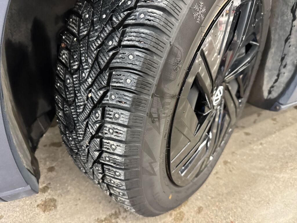 Volkswagen ID.4 2020 Valkoinen