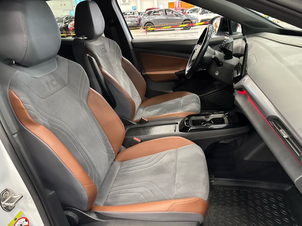 Volkswagen ID.4 2020 Valkoinen