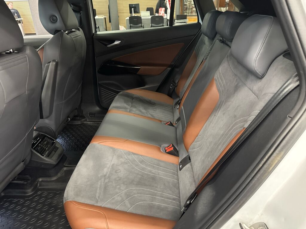 Volkswagen ID.4 2020 Valkoinen