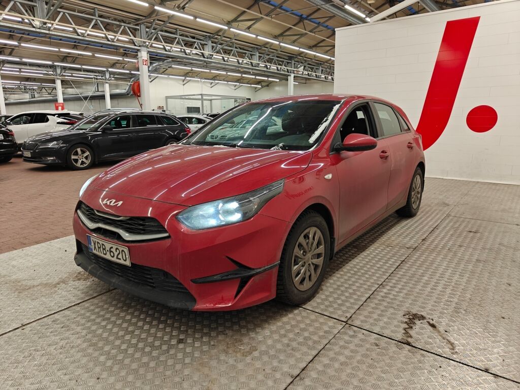 Kia Ceed 2022 Punainen