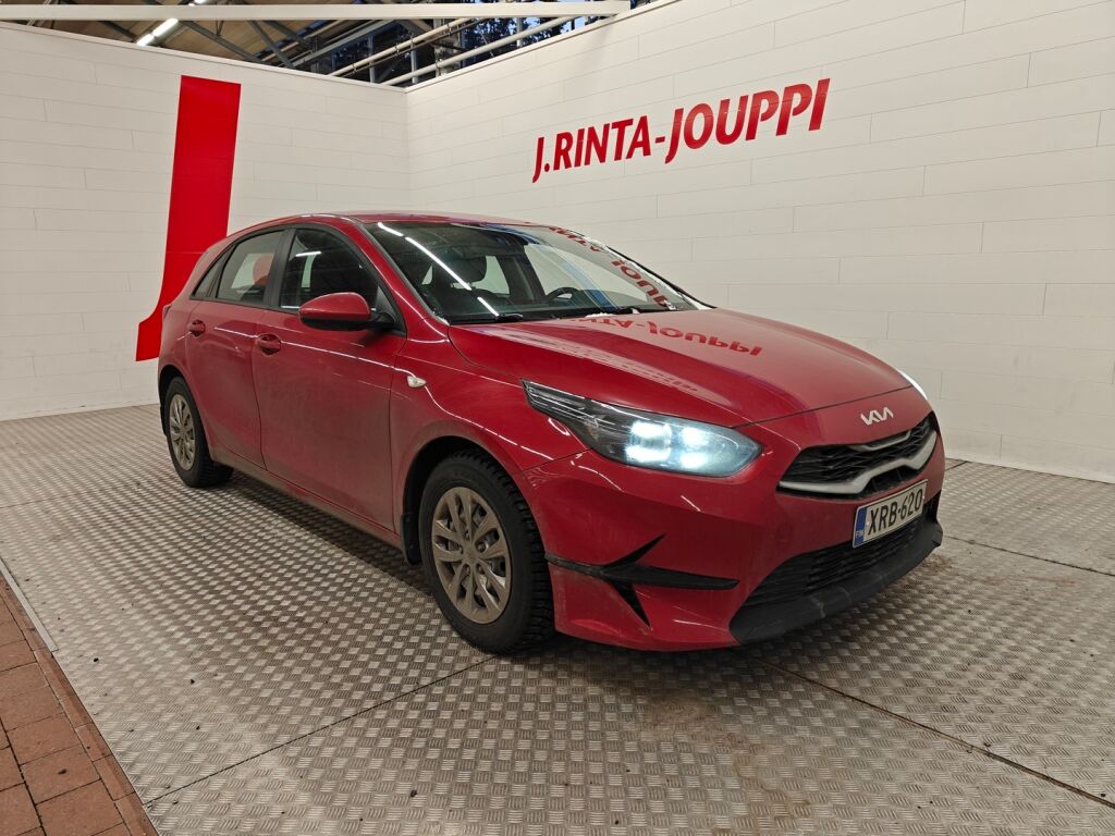 Kia Ceed 2022 Punainen