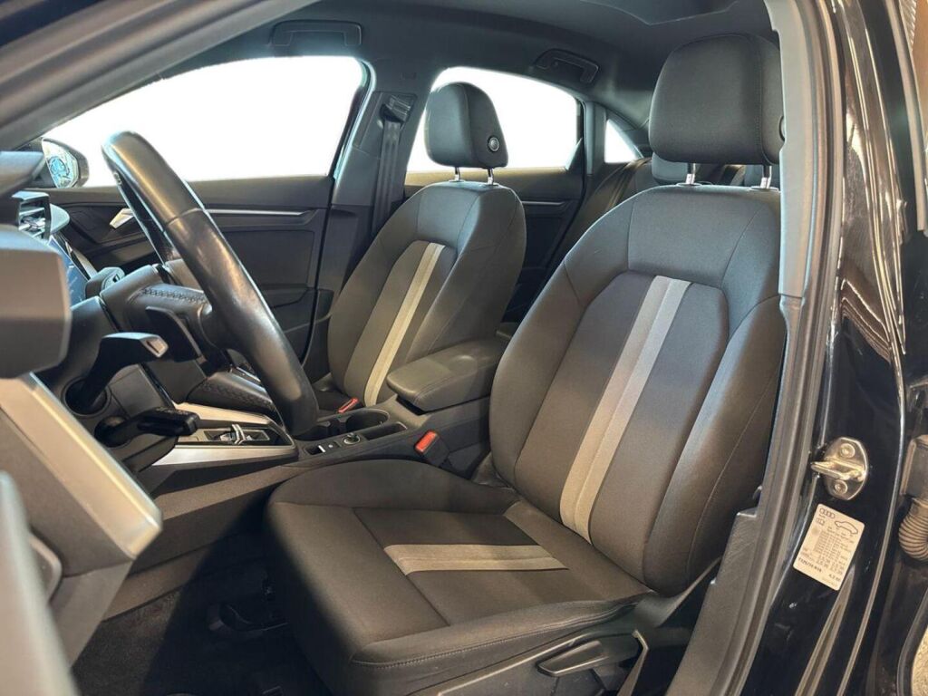 Audi A3 2022 Musta