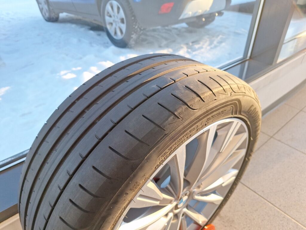 BMW 218 2022 Valkoinen