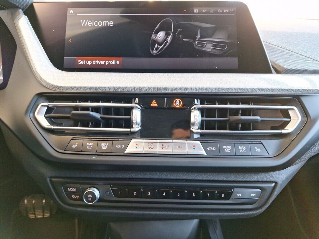 BMW 218 2022 Valkoinen