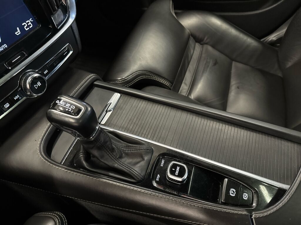 Volvo S90 2016 Hopea