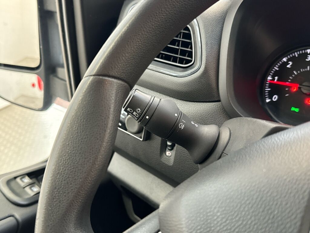 Renault Master 2022 Valkoinen