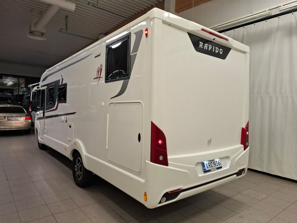 Rapido S8 886F Scandinavian Exclusive Autom 2022 Valkoinen