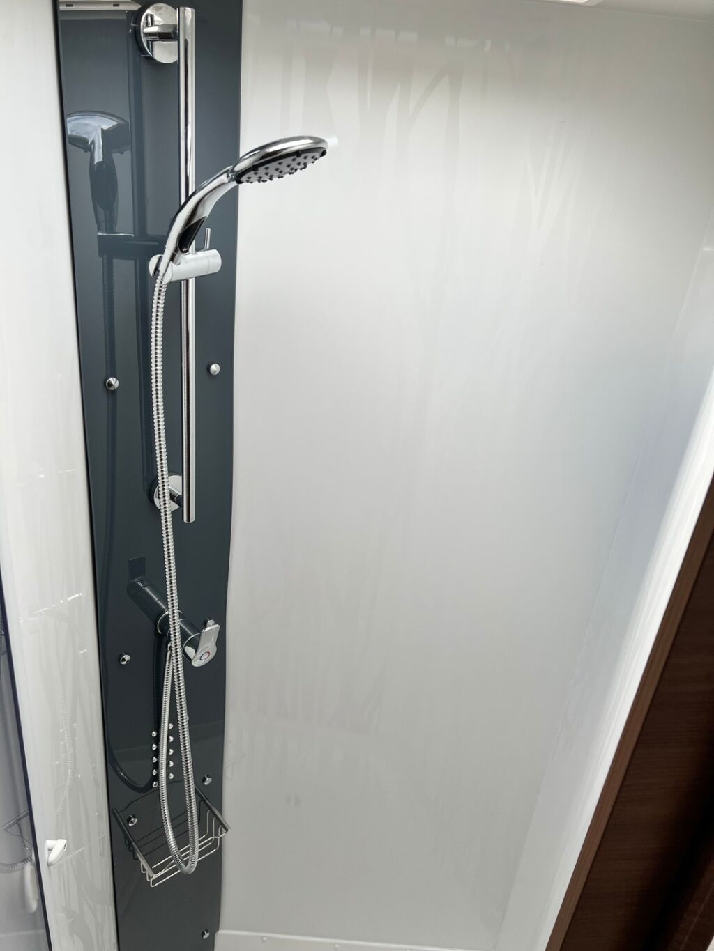 Rapido S8 886F Scandinavian Exclusive Autom 2022 Valkoinen