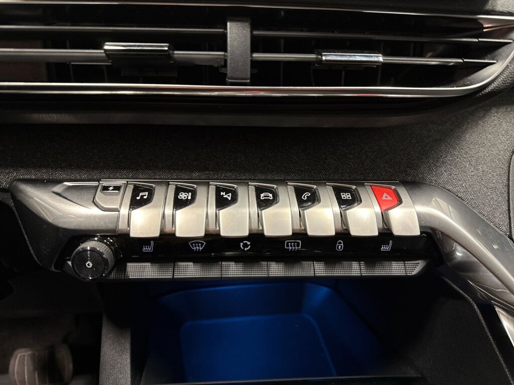 Peugeot 3008 2022 Valkoinen