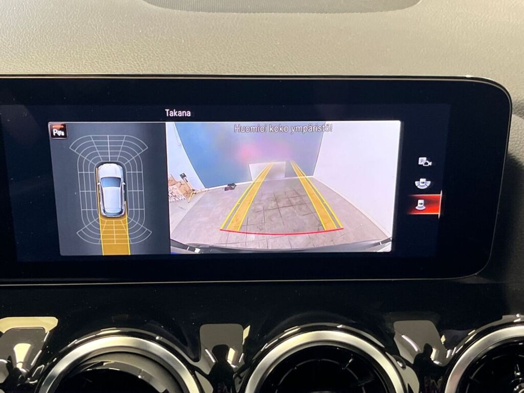 Mercedes-Benz GLA 2022 Musta