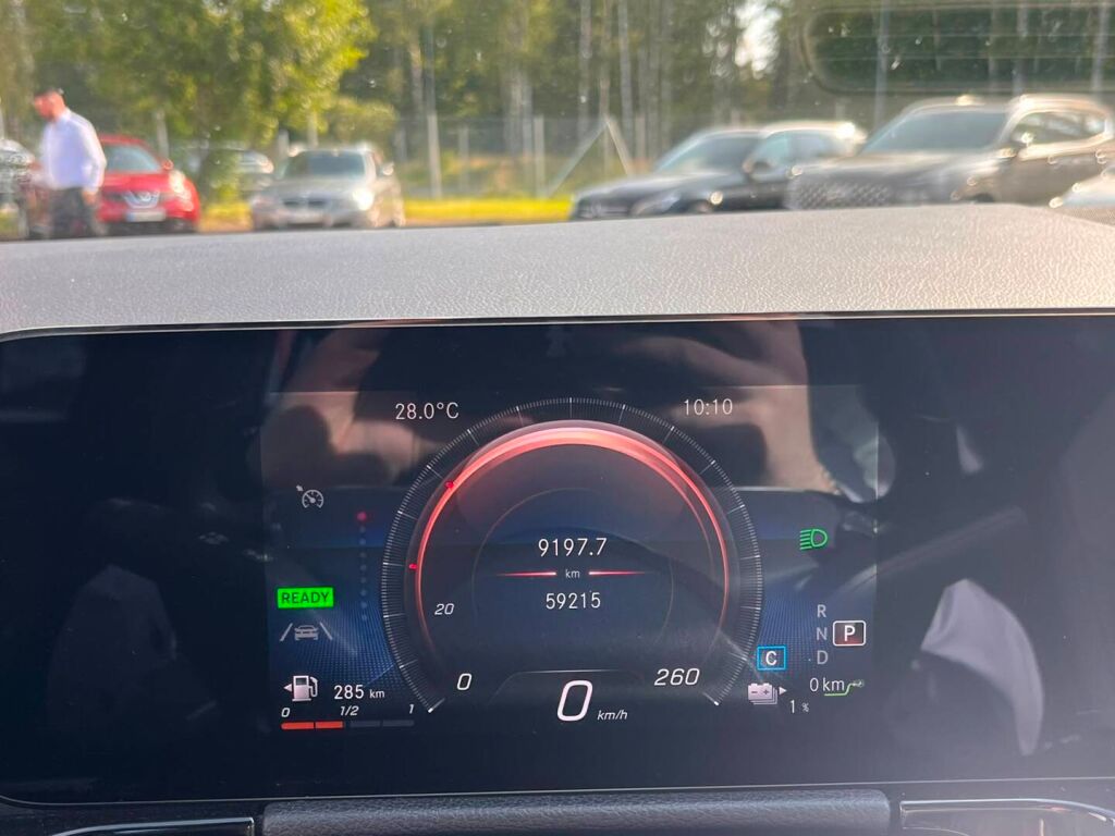 Mercedes-Benz GLA 2022 Musta