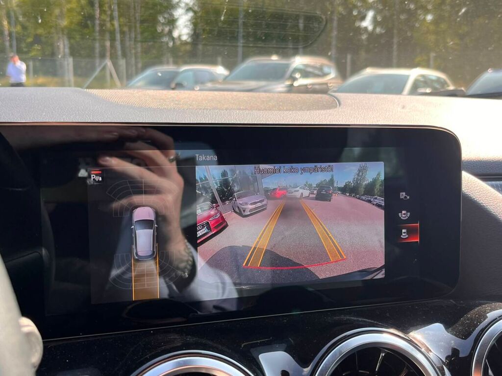 Mercedes-Benz GLA 2022 Musta