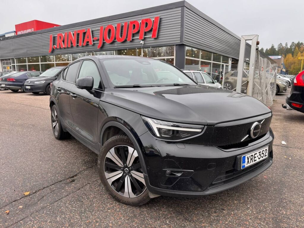 Volvo C40 2022 Musta
