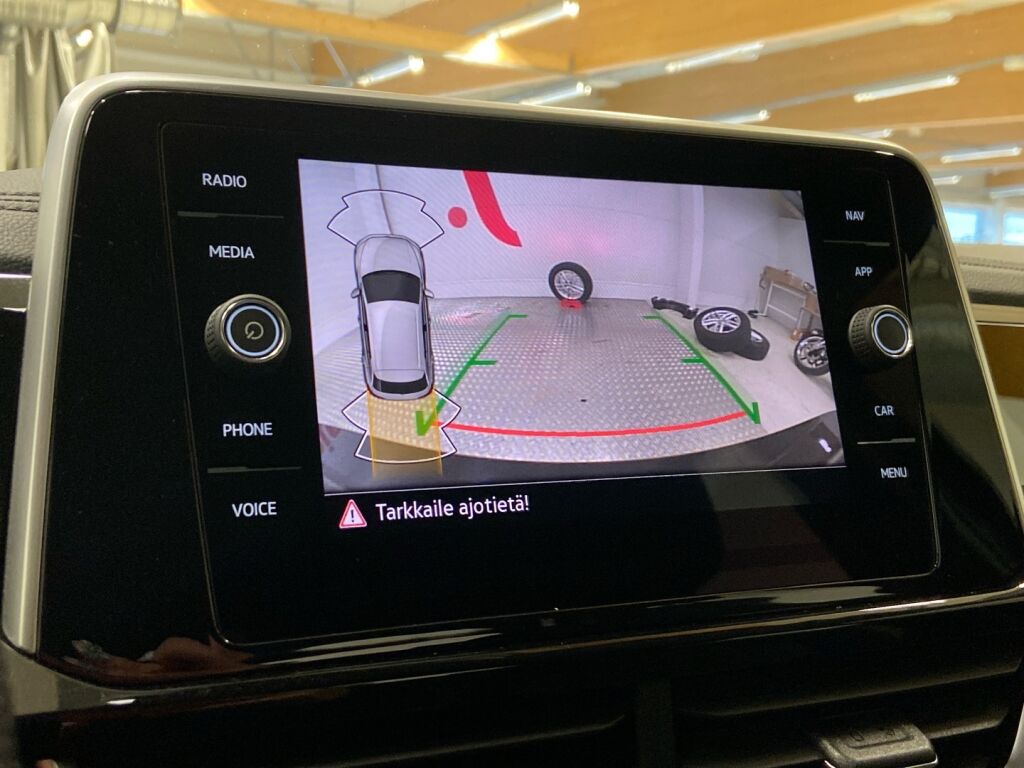 Volkswagen T-Roc 2022 Musta