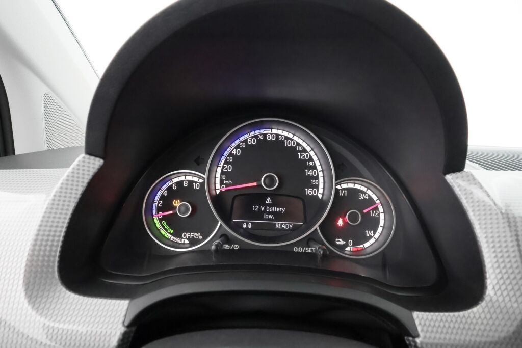 Volkswagen up! 2018 Valkoinen