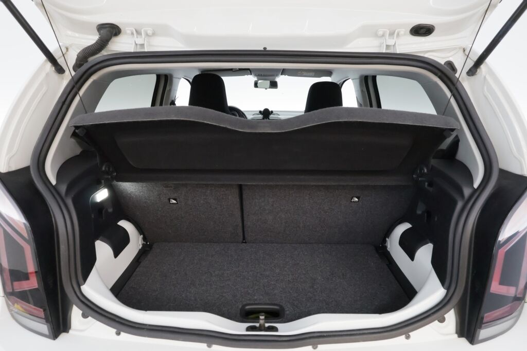 Volkswagen up! 2018 Valkoinen