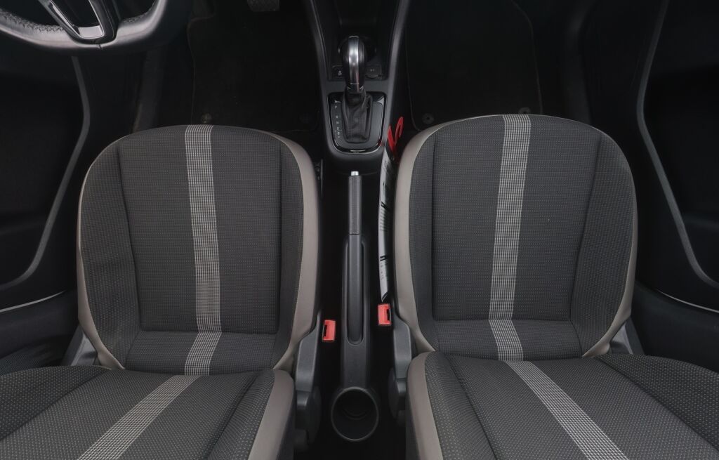 Volkswagen up! 2018 Valkoinen