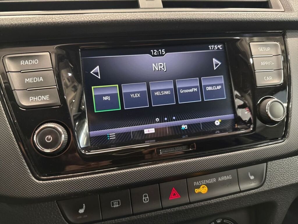 Skoda Fabia 2020 Sininen
