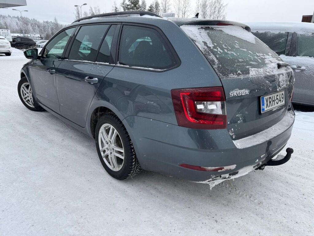 Skoda Octavia 2020 Harmaa