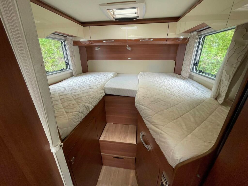 LMC Comfort T 672 G 2020 Valkoinen