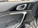 Kia Ceed 2021 Musta