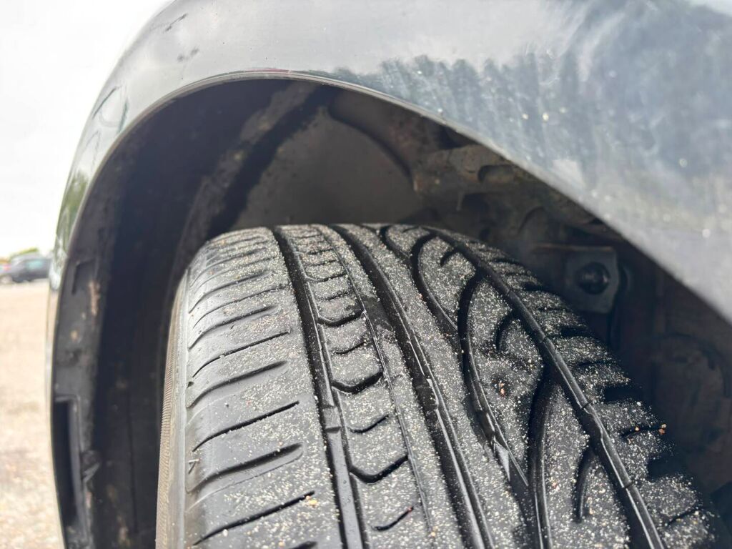 Kia Ceed 2021 Musta