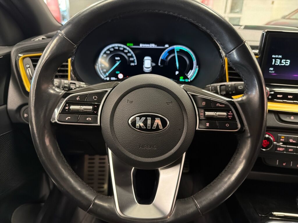 Kia XCeed 2020 Musta