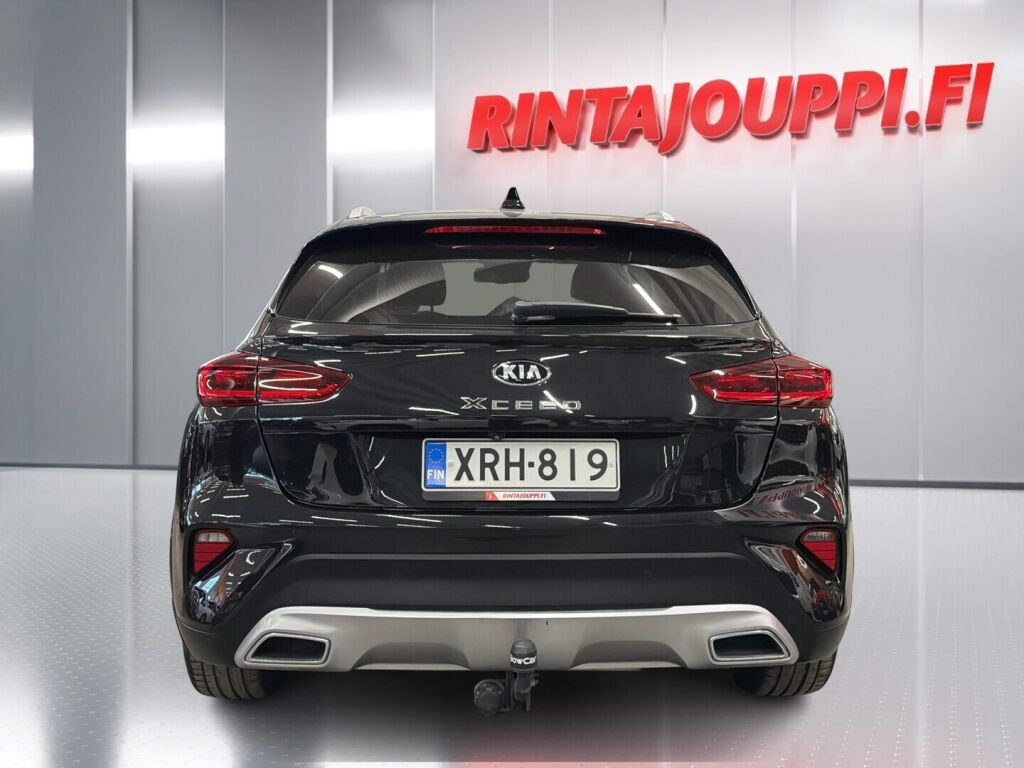 Kia XCeed 2020 Musta