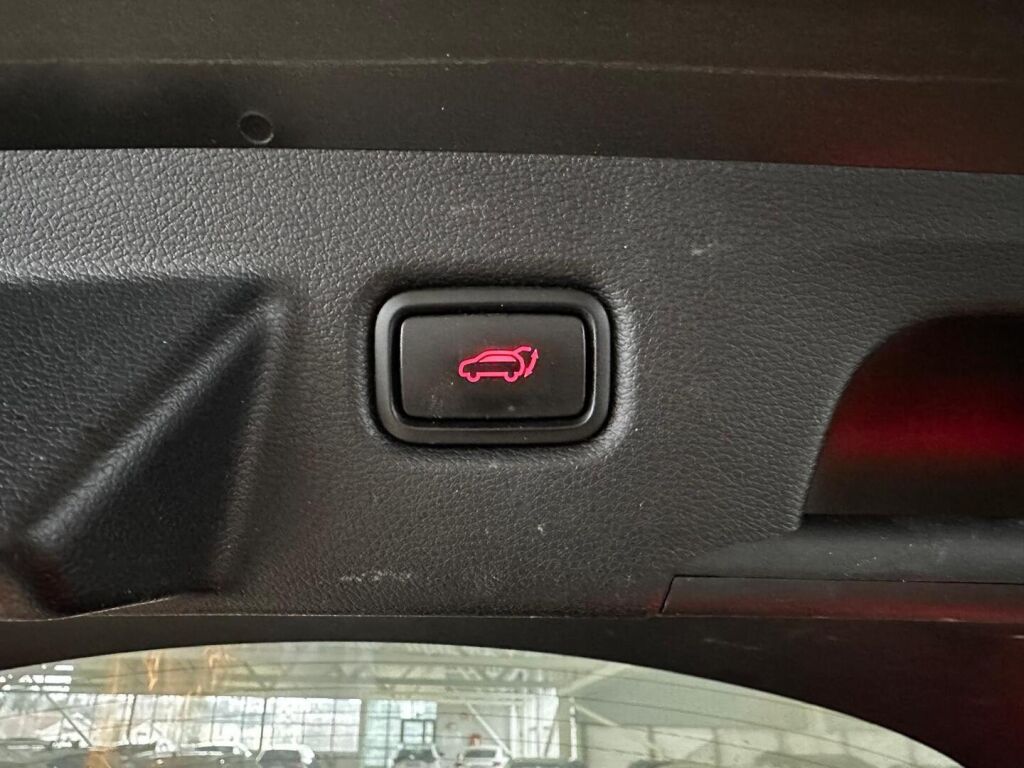 Kia XCeed 2020 Musta