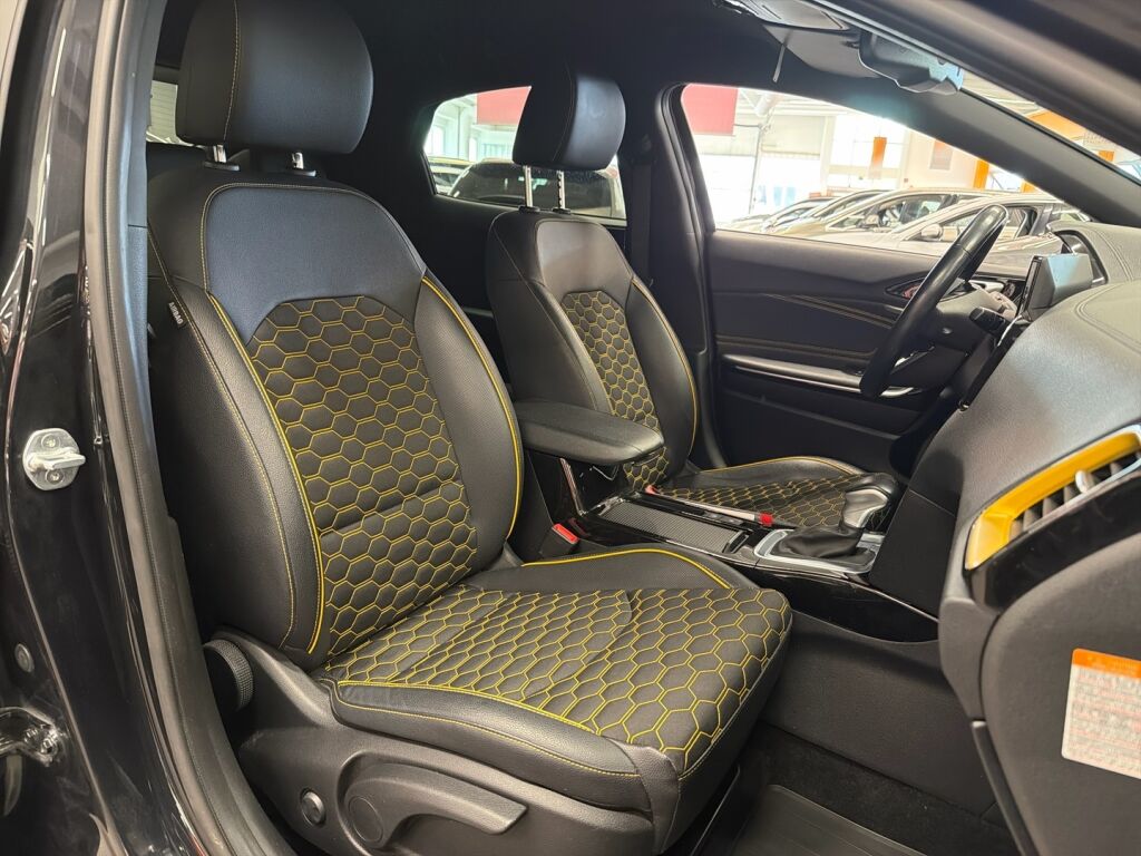 Kia XCeed 2020 Musta