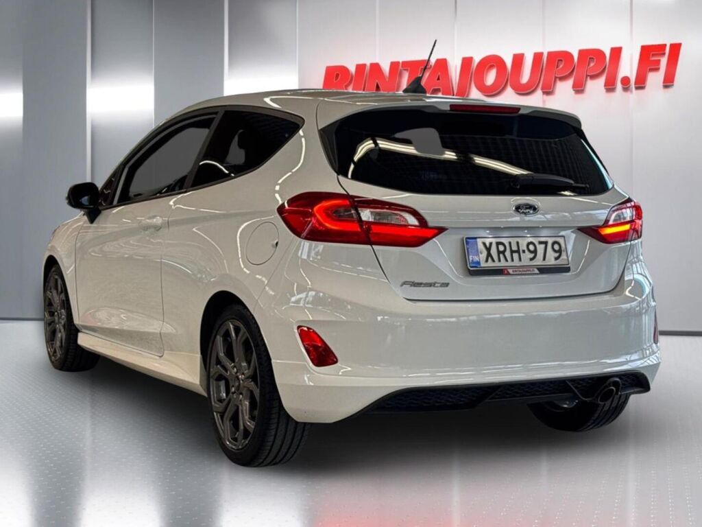 Ford Fiesta Van 2020 Valkoinen