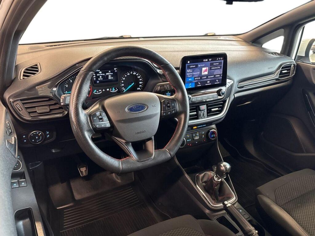 Ford Fiesta Van 2020 Valkoinen