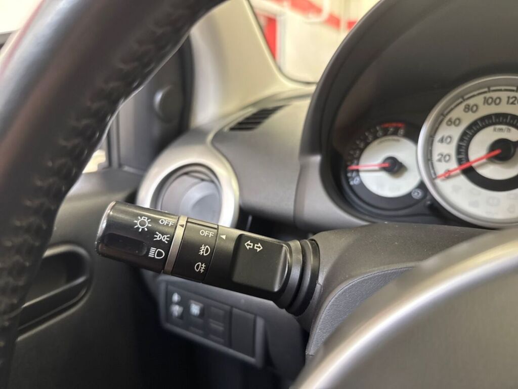 Mazda Mazda2 2008 Harmaa