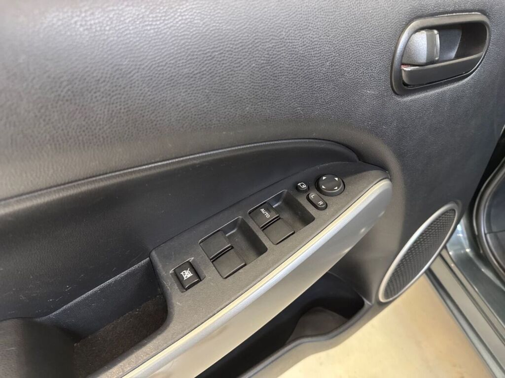 Mazda Mazda2 2008 Harmaa