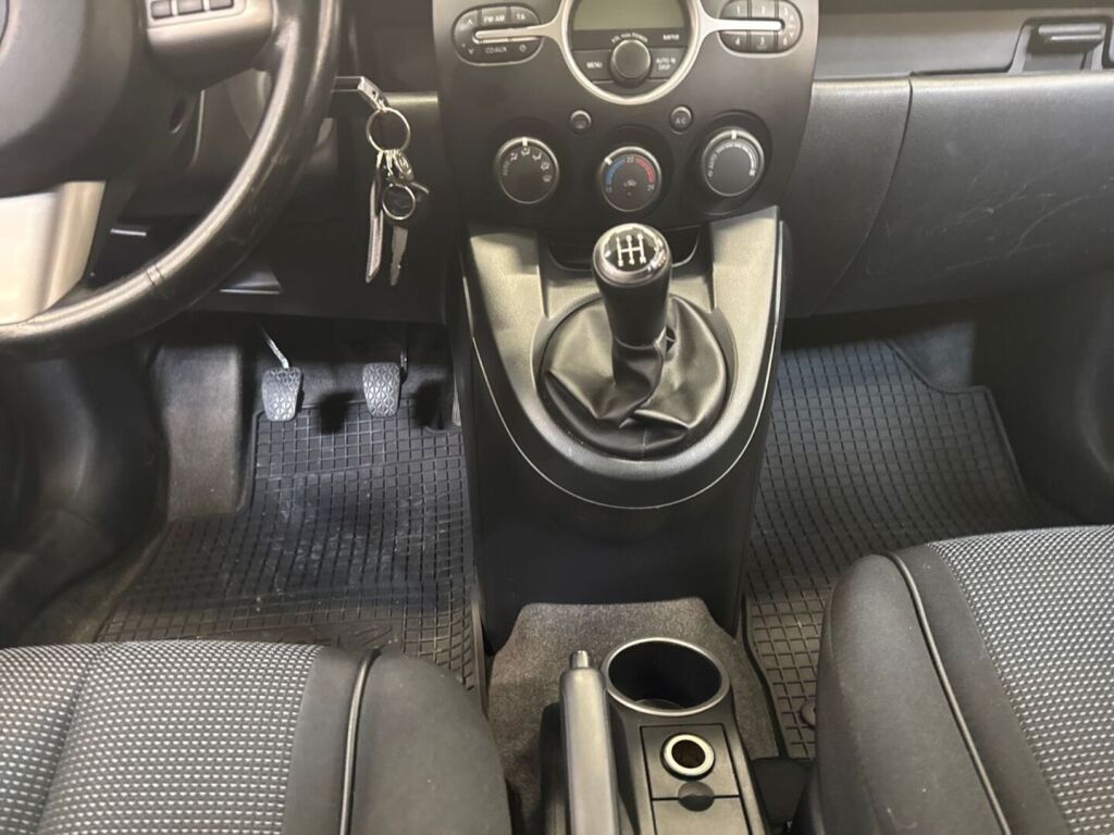 Mazda Mazda2 2008 Harmaa