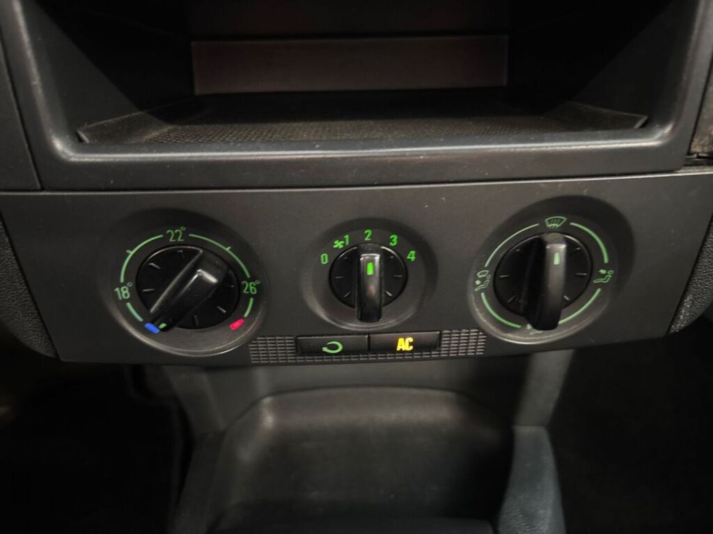 Skoda Fabia Combi 2007 Harmaa