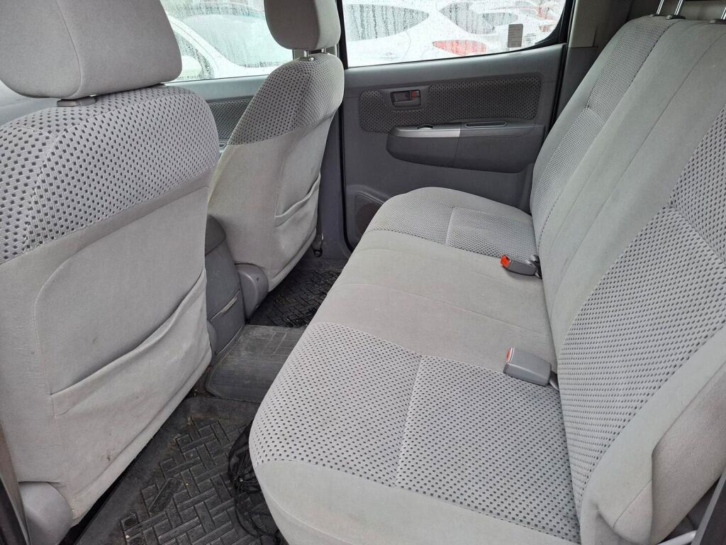 Toyota Hilux 2007 Musta