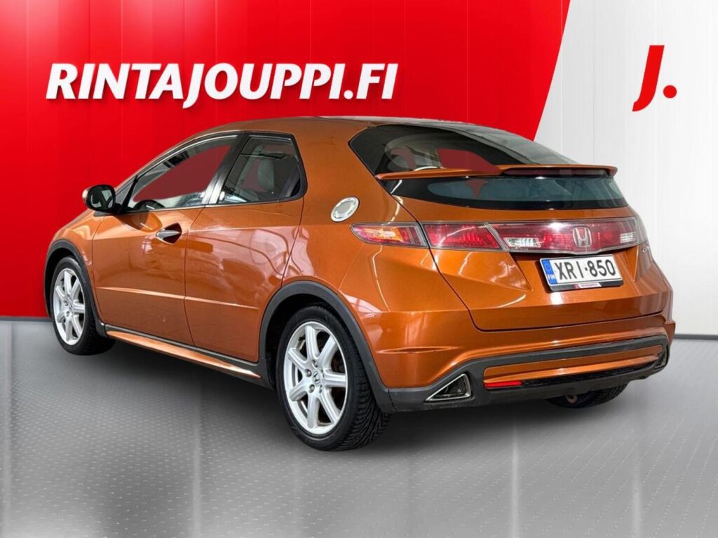 Honda Civic 2008 Ruskea (beige)