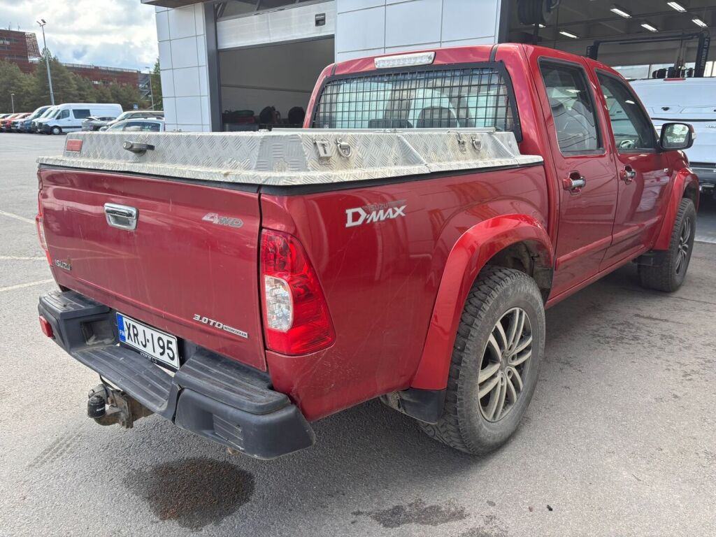 Isuzu D-Max 2009 Punainen