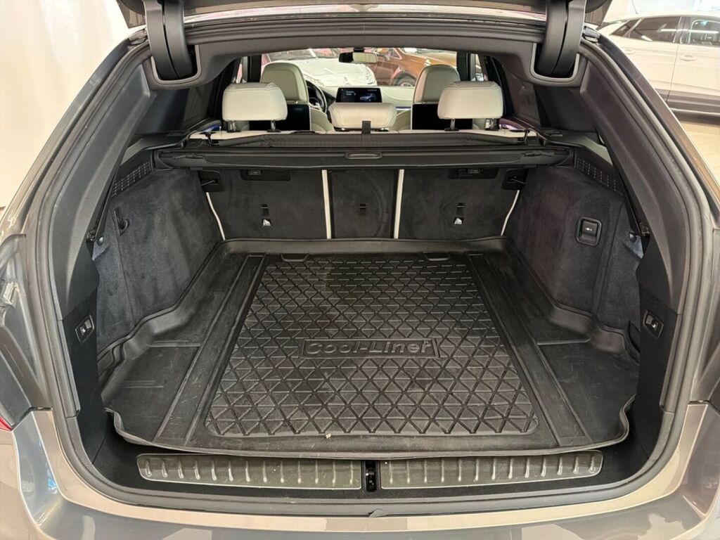 BMW 540 2019 Harmaa