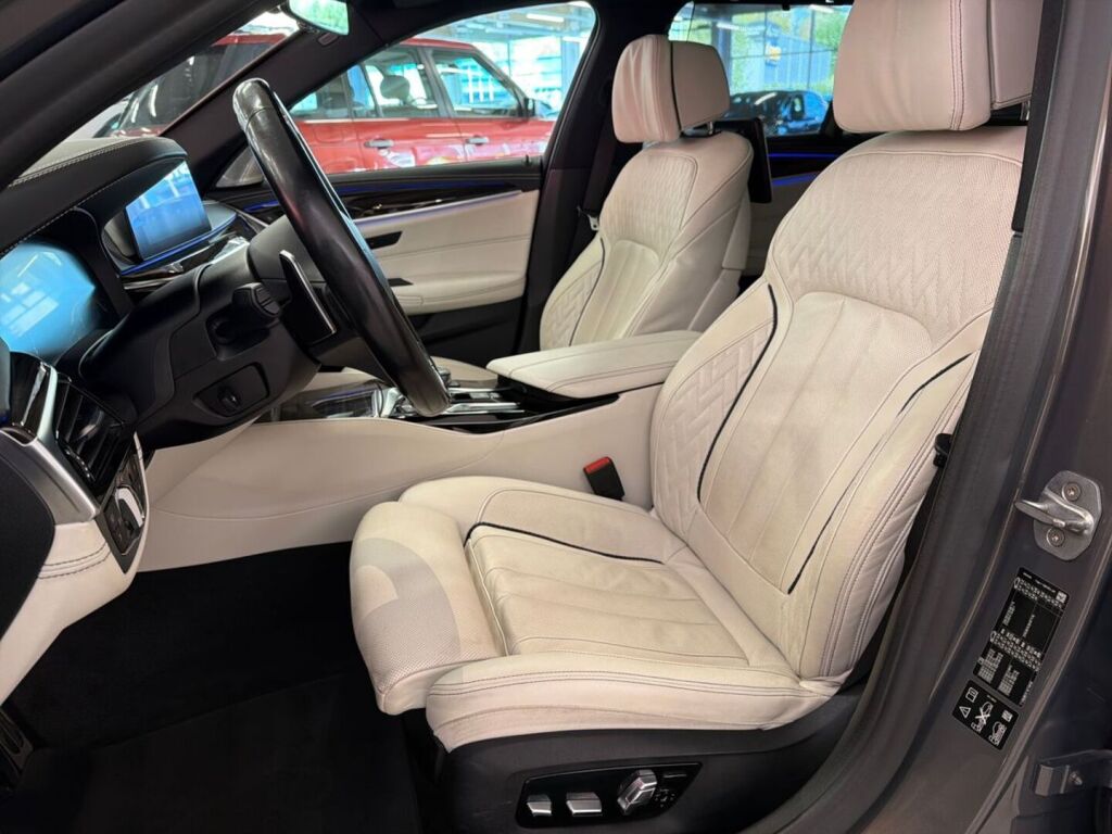 BMW 540 2019 Harmaa