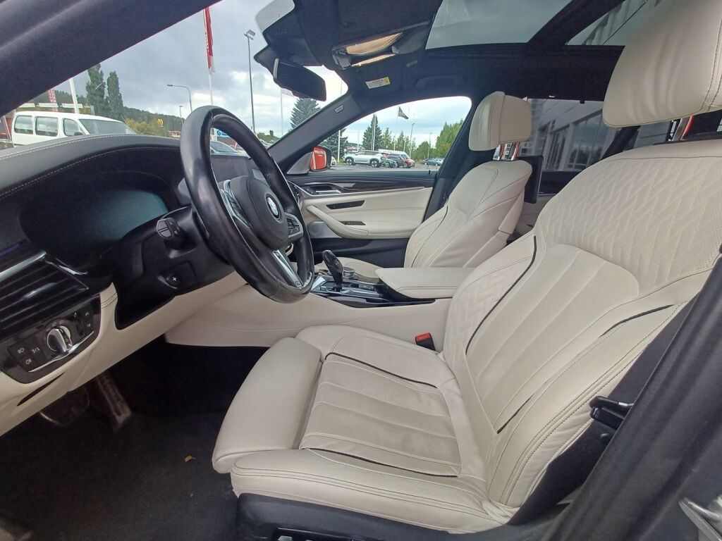 BMW 540 2019 Harmaa