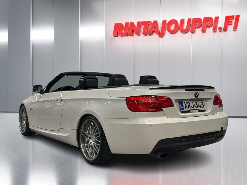 BMW 320 2011 Valkoinen