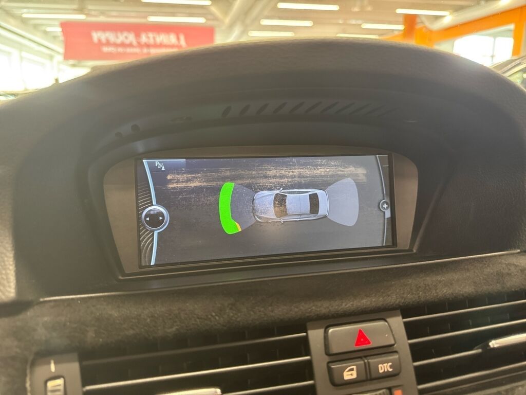 BMW 320 2011 Valkoinen