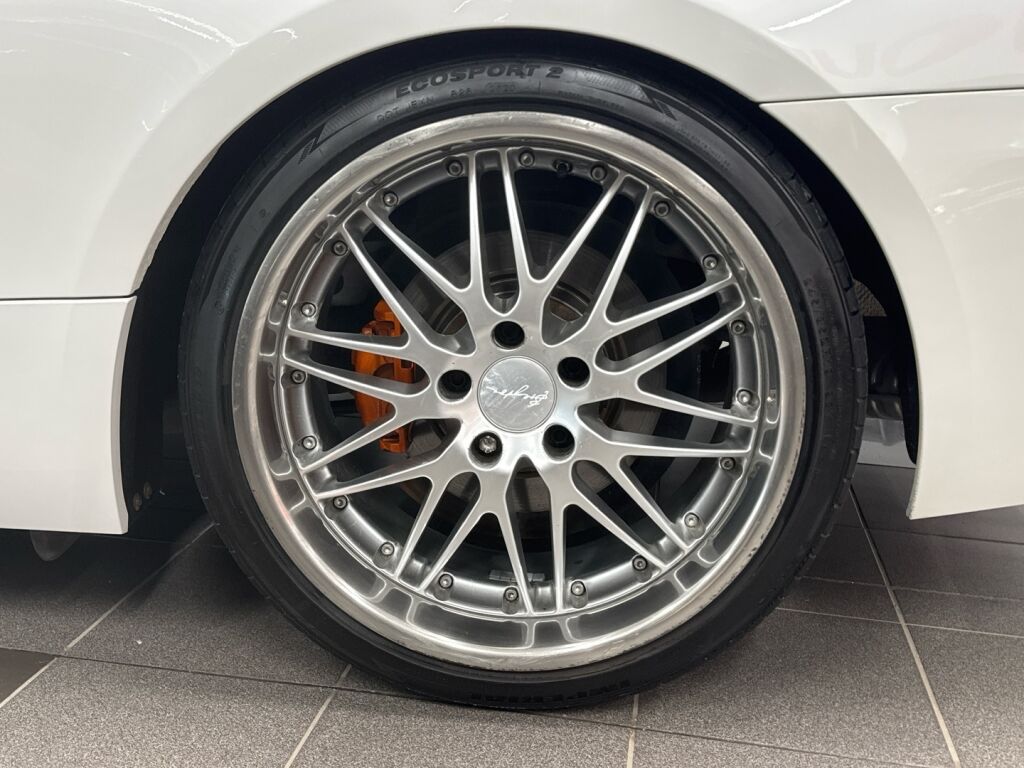 BMW 320 2011 Valkoinen