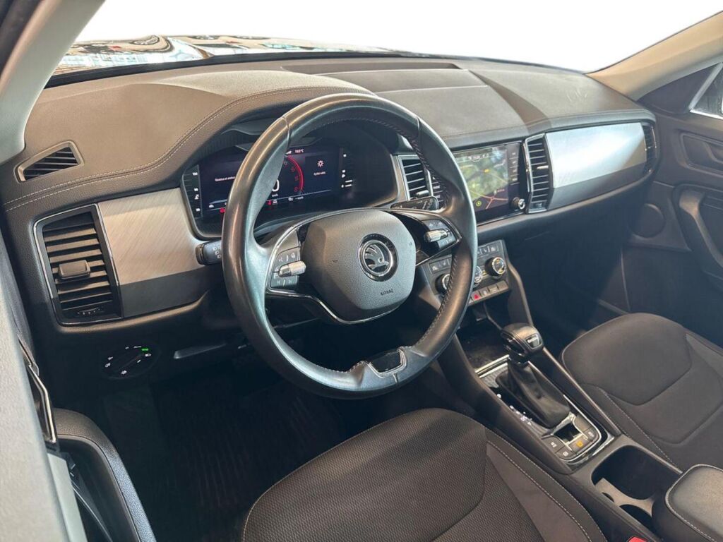Skoda Kodiaq 2022 Musta